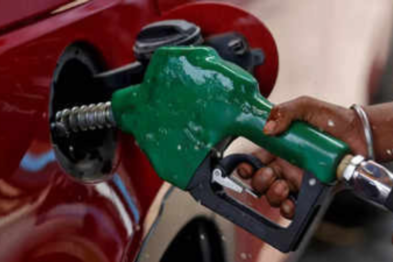 Petrol and diesel price update: Rise in price of crude oil, know what is the price of fuel in your city today