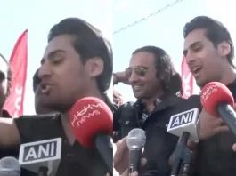 IND vs PAK Balti le aayein Momin Saqib's hilarious interview before the match will leave you giggling Watch Video