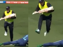 NZ vs PAK Awkward moment alert ! Martin Guptill jumps over Shadab Khan while running Watch Video