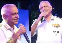 Viral Video: Watch what happened when a Navy officer came to sing on stage, netizens surprised and thrilled Viral Video