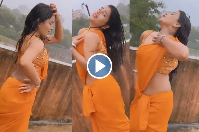 bhabhi on 'tip tip barsa pani'