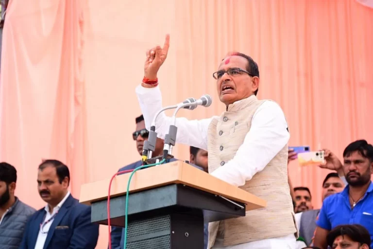 CM Shivraj Singh Chouhan’s helicopter returns after technical glitch