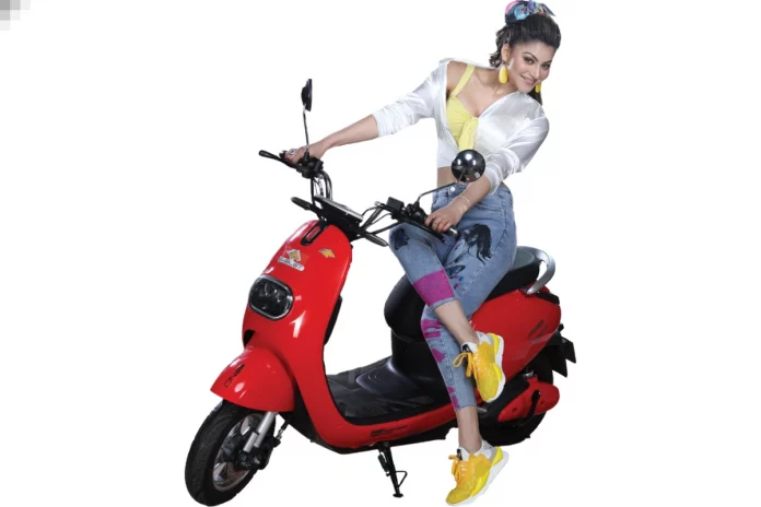 Evolet Pony Adorable looking electric scooter that offers an 80km range, bring it home for a very nominal price, we tell you how