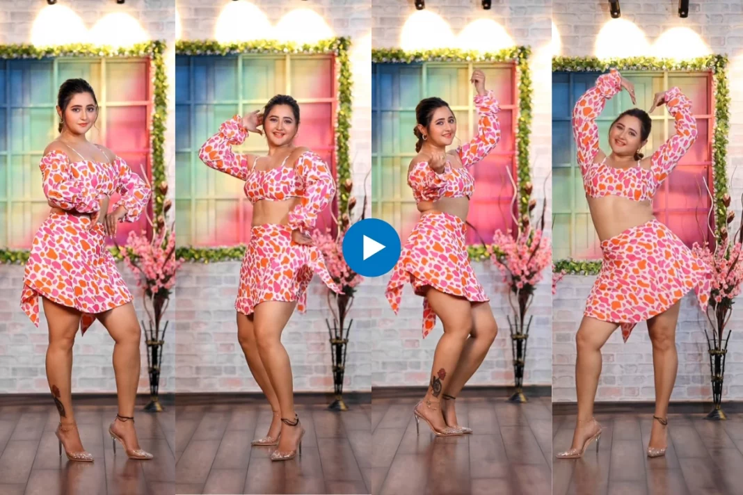 Rashami Desai dancing on the beats of 'Roop Suhana Lagta Hai'