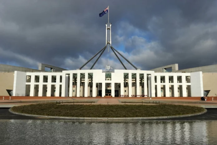 Australia (2) Construction of a new Russian embassy has been blocked by Australian Parliament .