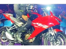Hero Karizma XMR 210 spotted being tested before the official launch, likely to come with a 210cc, liquid-cooled engine, all we know