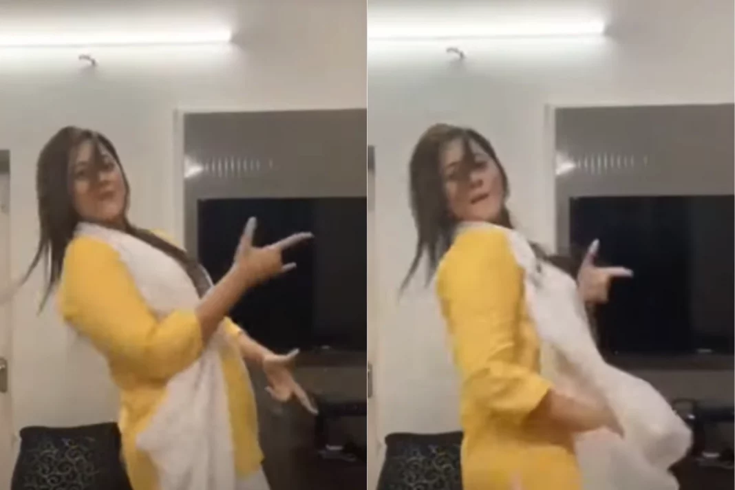 Pakistani dance video