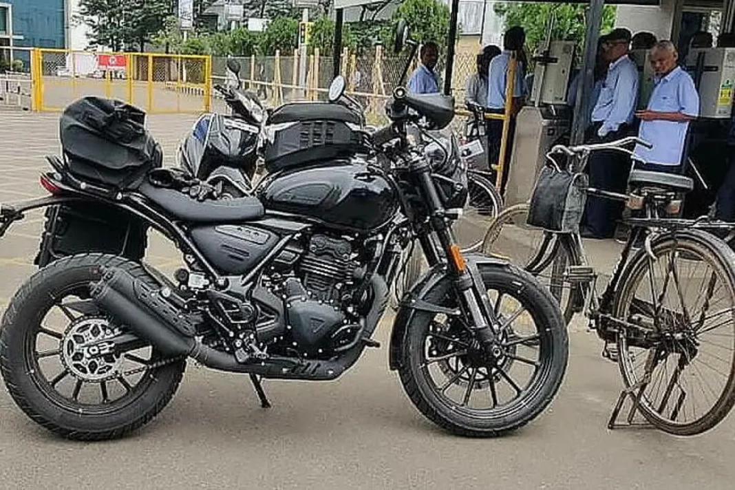 Bajaj Triumph Scrambler 350