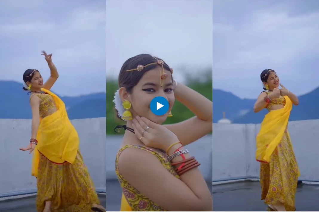 A dance video has taken the internet by storm where a girl is grooving to the beats of Sapna Chaudhary's popular song 'Chatak Matak'