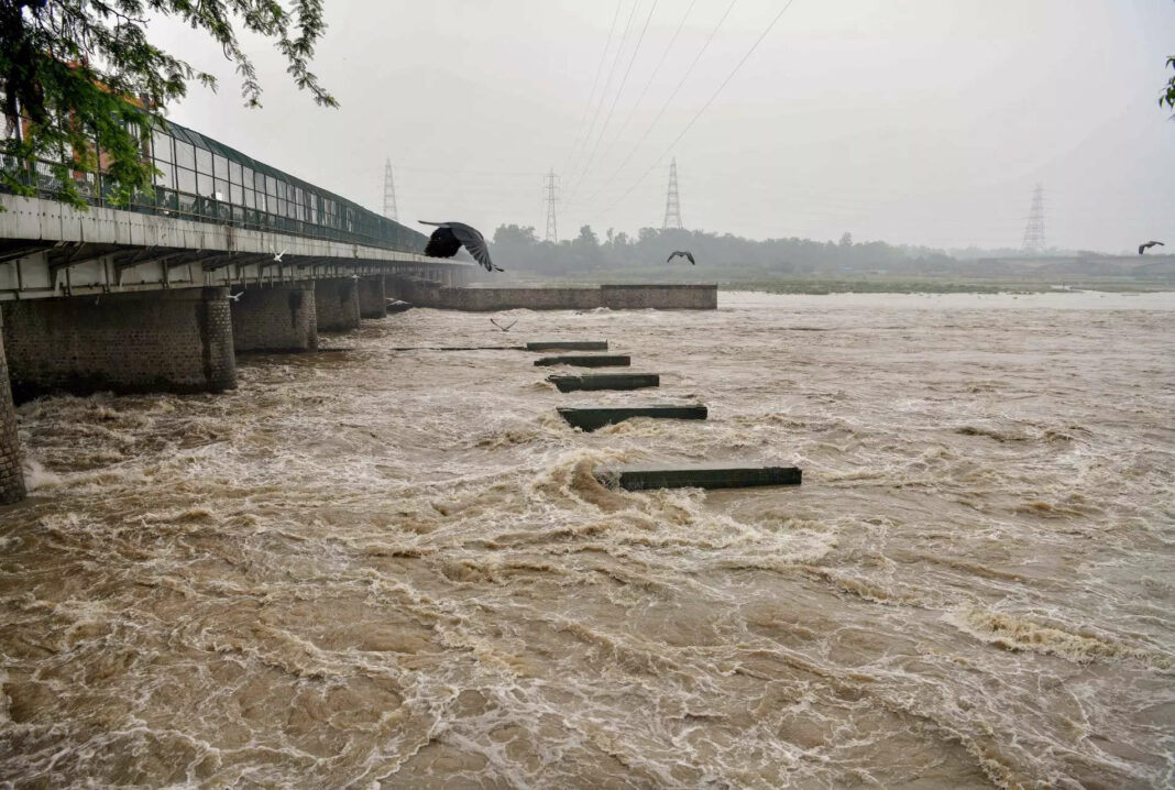 Water level in Yamuna