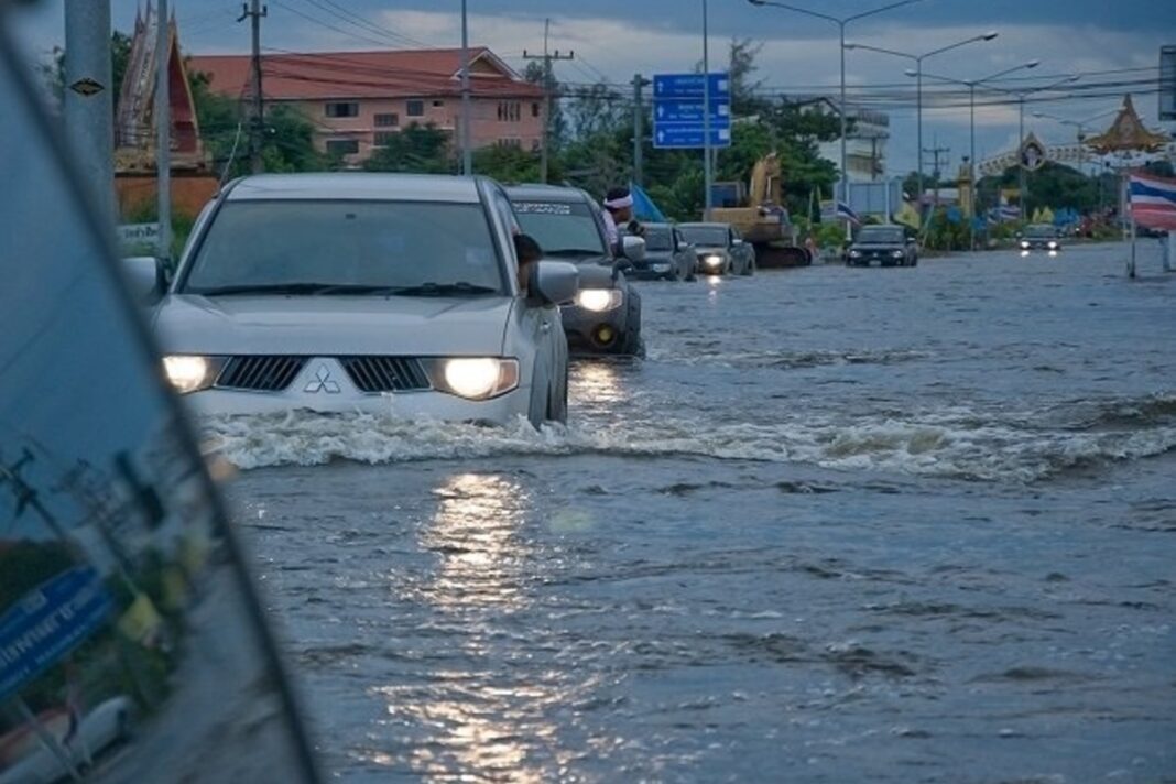 Driving Car in flood