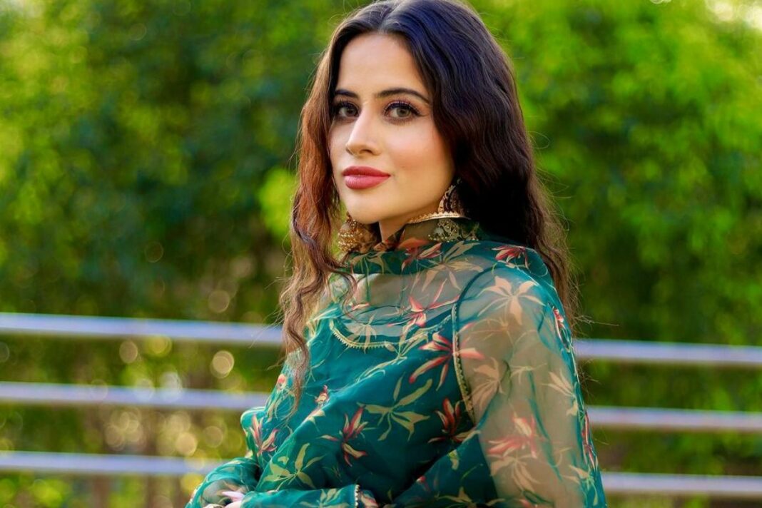 Uorfi Javed