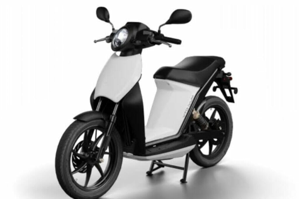 Scoot Notebook Acer MUVI 125 4G EV Scooty: Laptop manufacturer launches electric ...
