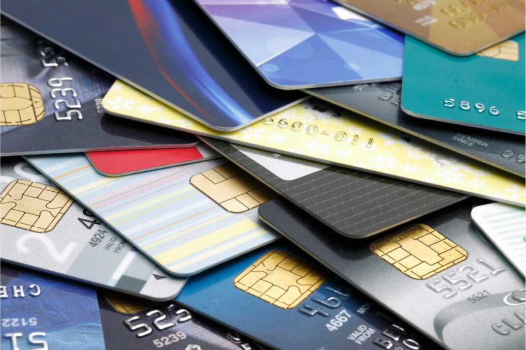 How many credit cards can you have at once? Know here