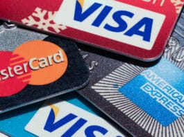Debit Card vs Credit Card: Which One is the best for you? Know the answer here
