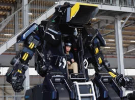 Take a look at Japan's Gundam like Robot which can be yours for $3 Million, Details