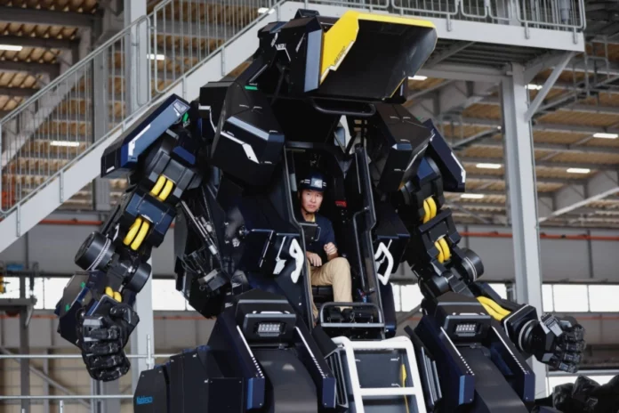 Take a look at Japan's Gundam like Robot which can be yours for $3 Million, Details Take a look at Japan's Gundam like Robot which can be yours for $3 Million, Details