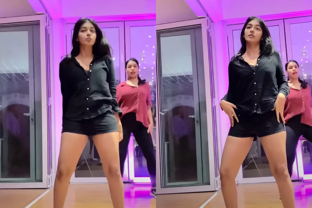 Viral Video: Girl's tempting moves on Ameesha Patel's 'Lazy Lamhe' will make you yearn for more; Watch
