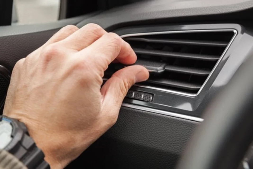 Car Winter Tips: Do follow these tips to be safe while using your car's blower this winter