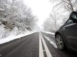 Driving Tips: Planning to go on a trip this winter? Know how to drive on snow safely, Do Read