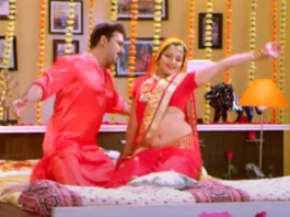 Pawan Singh and Monalisa