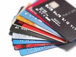 Top 5 Advantages of Using a Credit Card for New Year Shopping: Do Read before you go on a shopping spree
