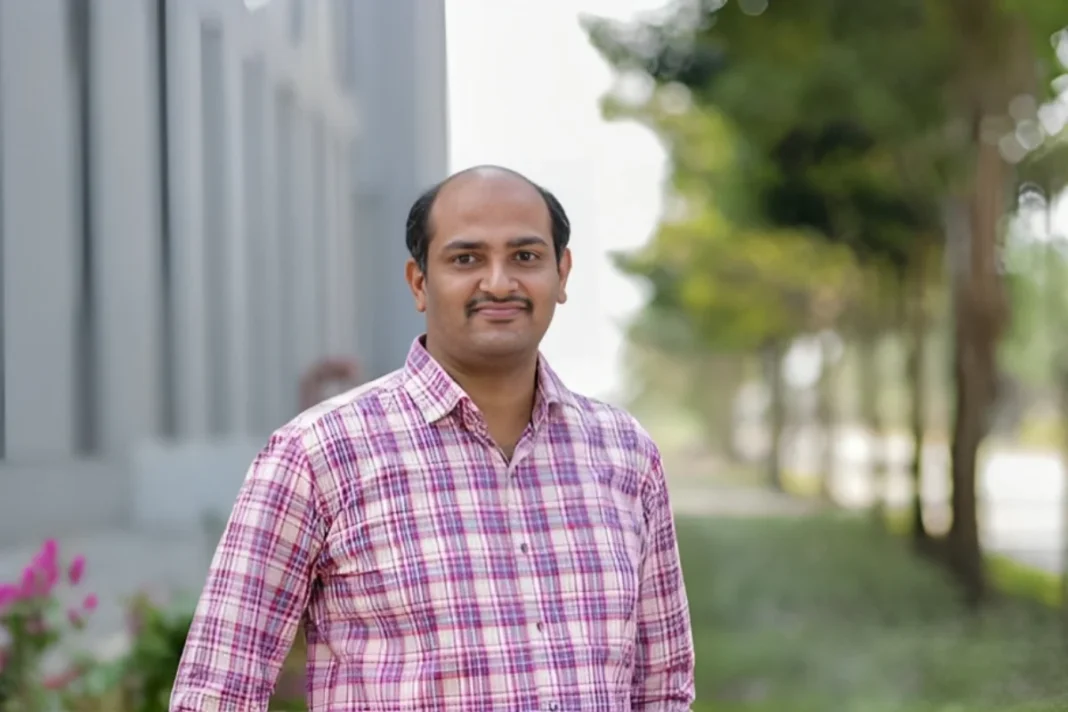 Dr. Karthik Rajendran, Associate Professor at SRM University-AP