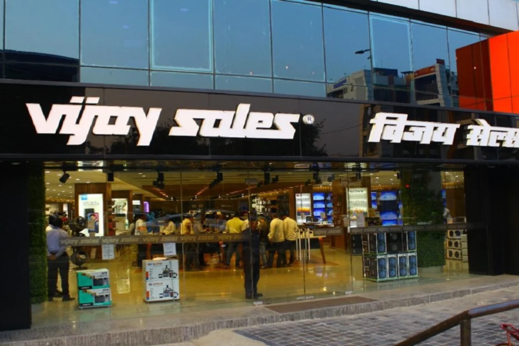 Vijay Sales End-of-Year Sale: Amazing deals and offers on smartphones and more, Read