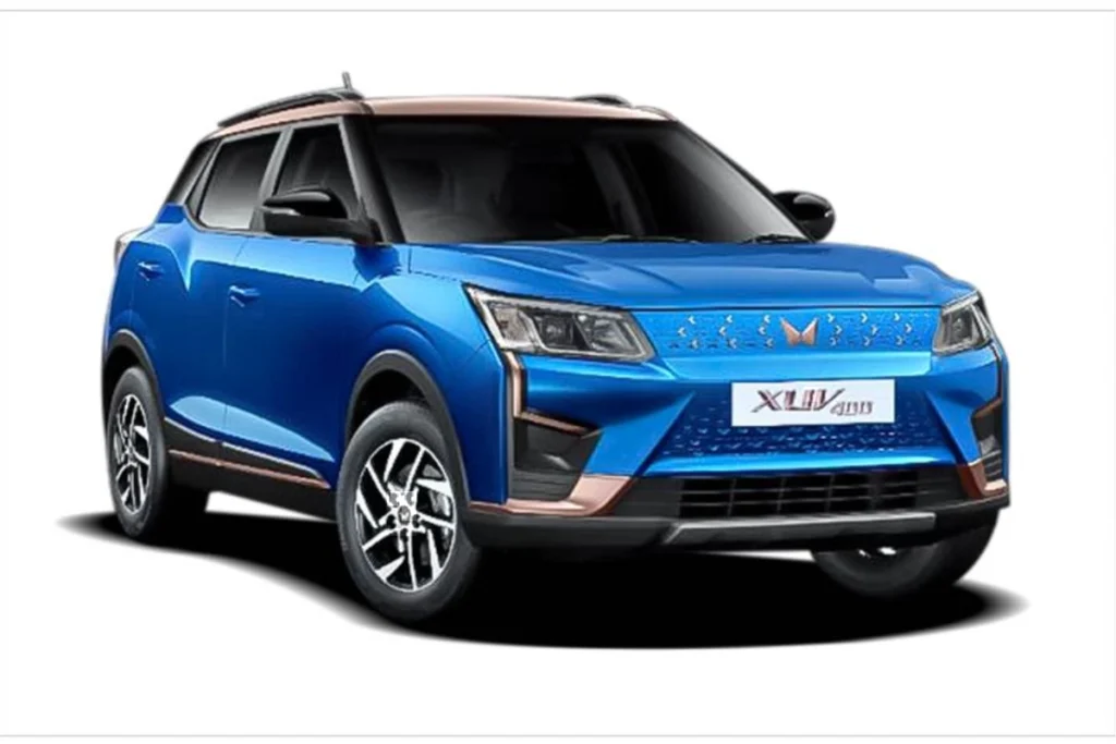 Mahindra XUV400 Facelift spotted once again, Here is what is new