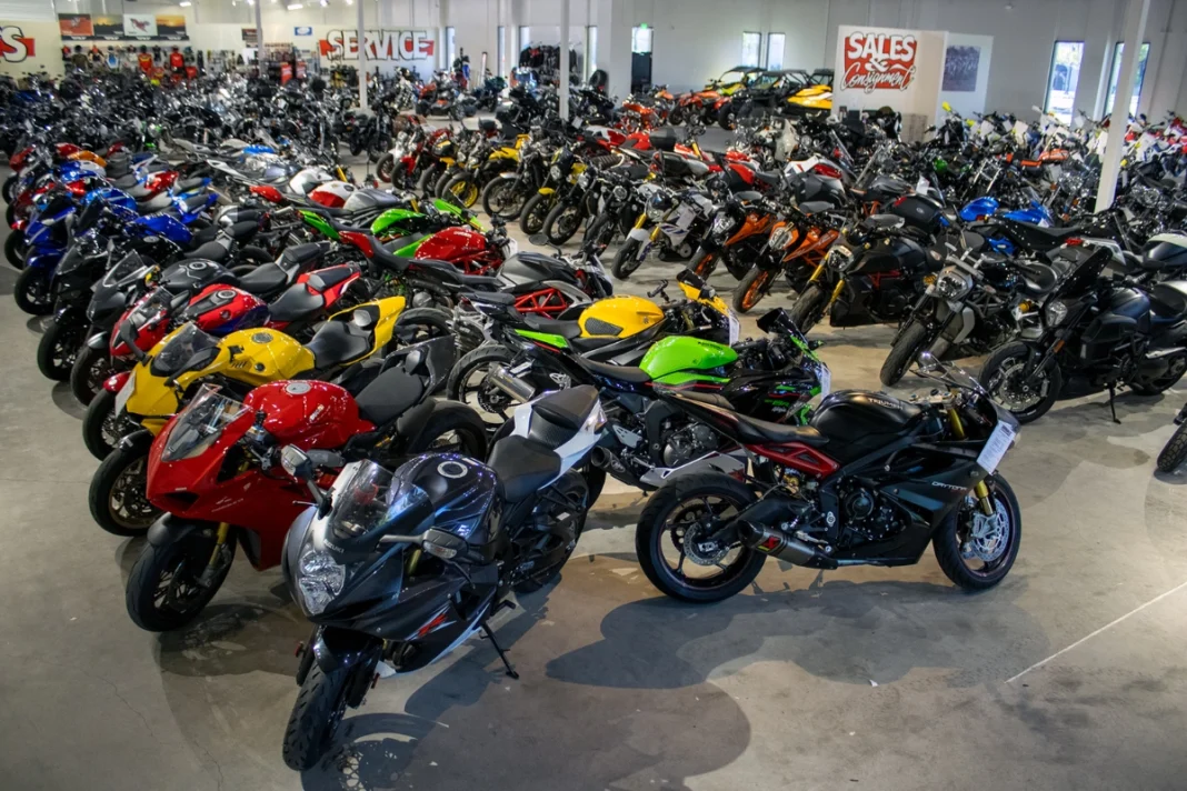 Superbike Buying Guide: What you must keep in mind before getting your first superbike