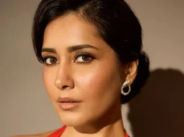 Raashii Khanna (8)