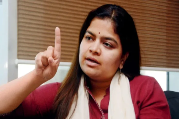 Poonam Mahajan Poonam Mahajan