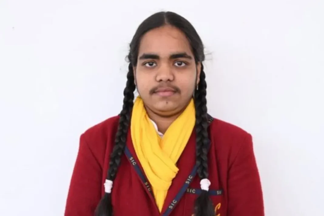 UP Board Class 10 Topper Prachi Nigam