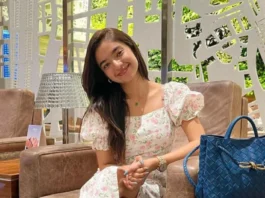 Anushka Sen airport look