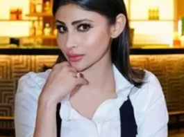 Mouni Roy (5)