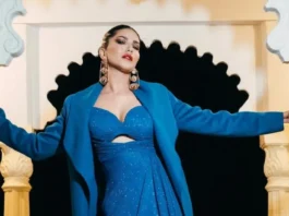 Sunny Leone (4)