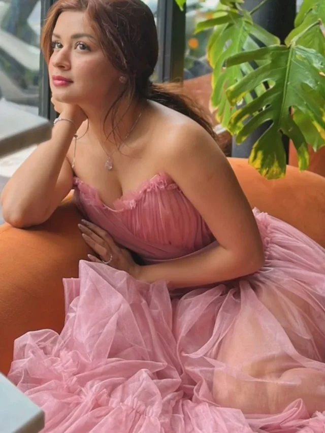 Avneet Kaur (7)