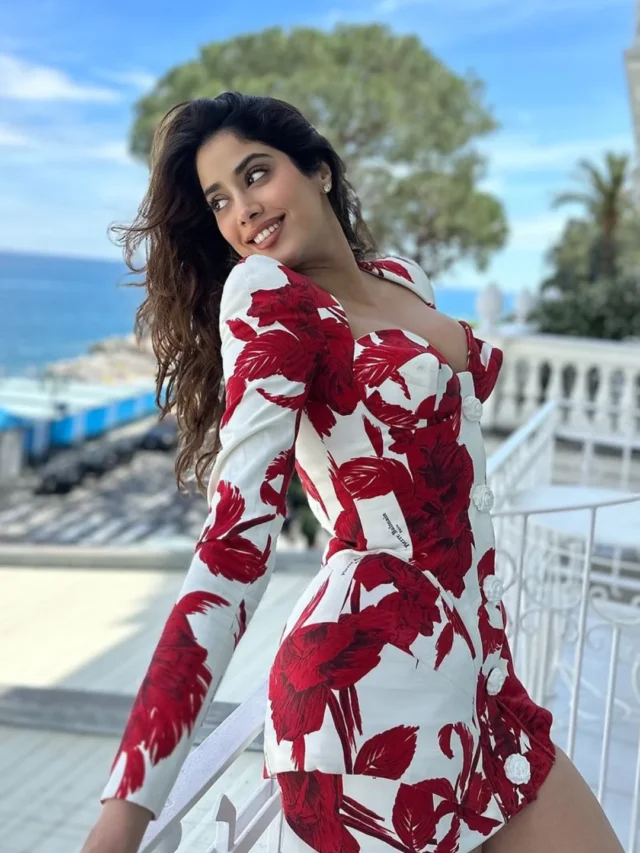 Janhvi kapoor (2)