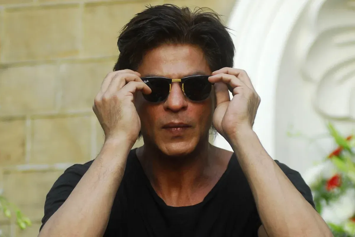 Shah Rukh Khan to Undergo Cataract Treatment in the US! Symptoms and Prevention Tips for This Eye Condition Explained