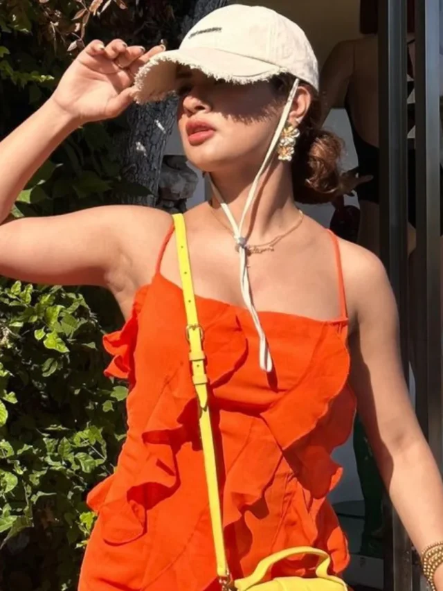 Avneet Kaur (20)