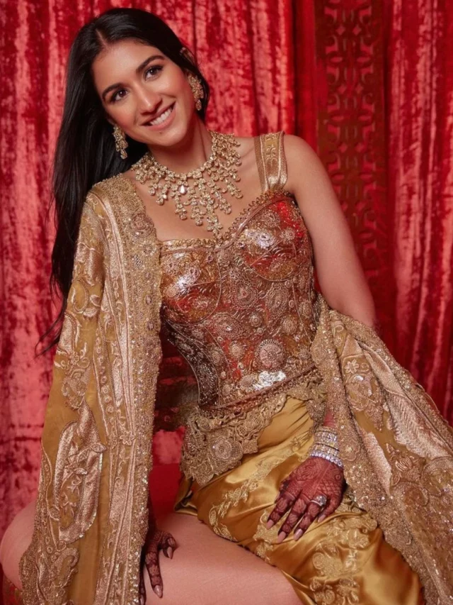 Radhika Merchant reception outfit (6)
