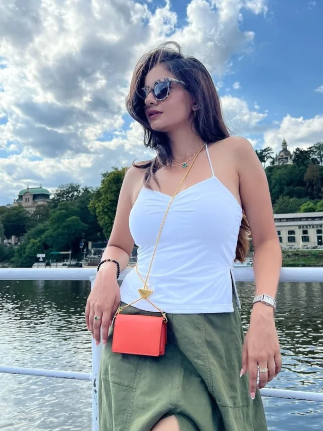 Anushka Sen (4)