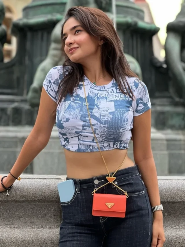 Anushka Sen (7)