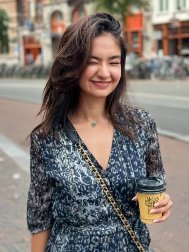 Anushka Sen (8)