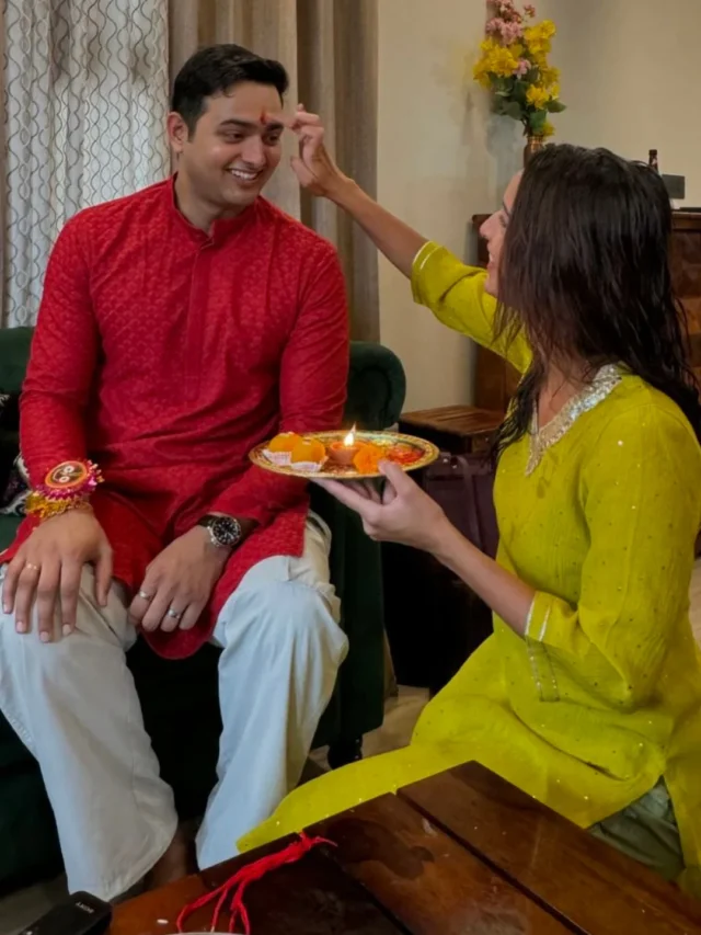 Bollywood Diva rakhi celebration (3)