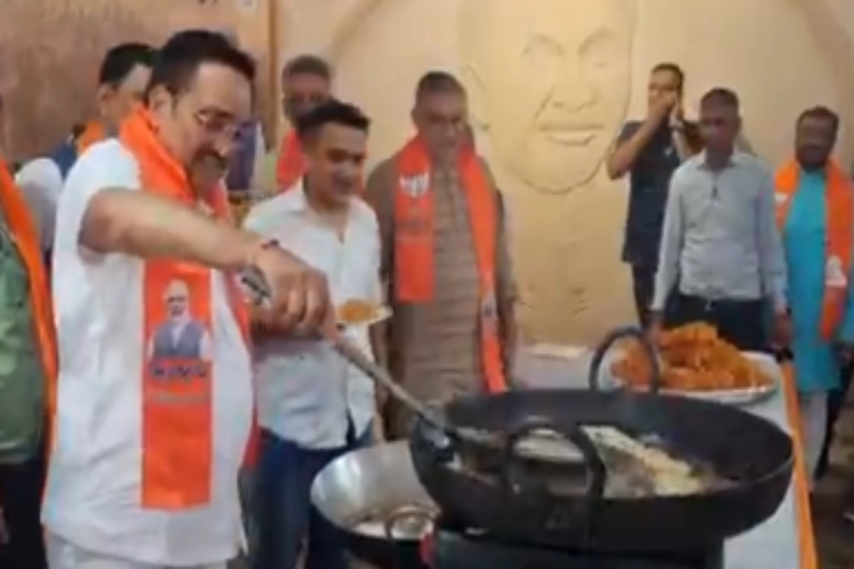 Jalebi Viral Video: BJP’s Sweet Retort to Rahul Gandhi’s ‘Jalebi Factory!’ Congress’ Setback in Haryana Assembly Elections 2024 Sparks Uproar