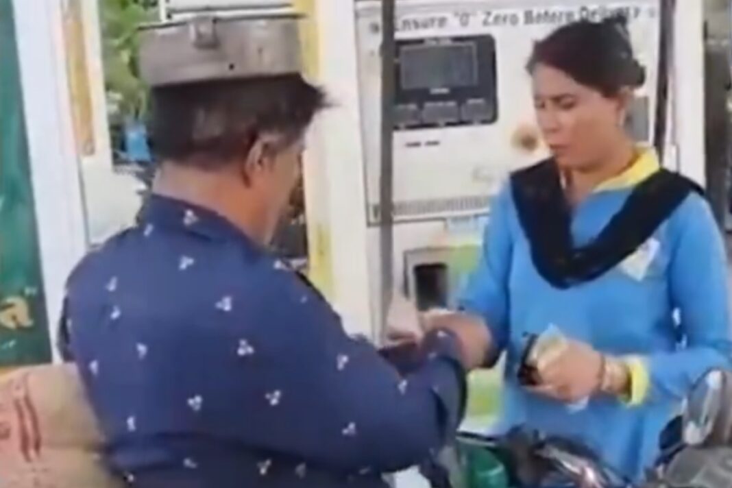 Indore Viral Video
