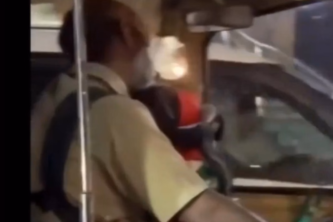 Mumbai Viral Video