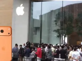 Apple iPhone 17 Series India Launch Madness Mumbai Store Sees Long Queues