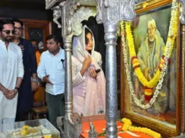 Thamma actors Rashmika Mandanna and Ayushmann Khurrana visit Shirdi Saibaba Temple